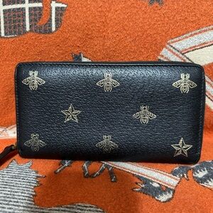 GUCCI ❤️🌟GOLD BEE AND STAR  ZIPPY WALLET⭐️plus RARE PALM TREE BAG & DUST BAG